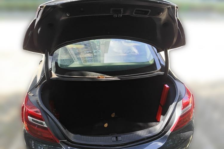 Used Buick Regal 2015 1.6T Leading Technology Model Trunk