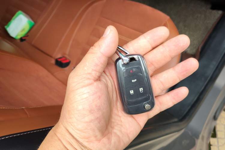Used Buick Regal 2015 1.6T Elite Tech Model Vehicle Key