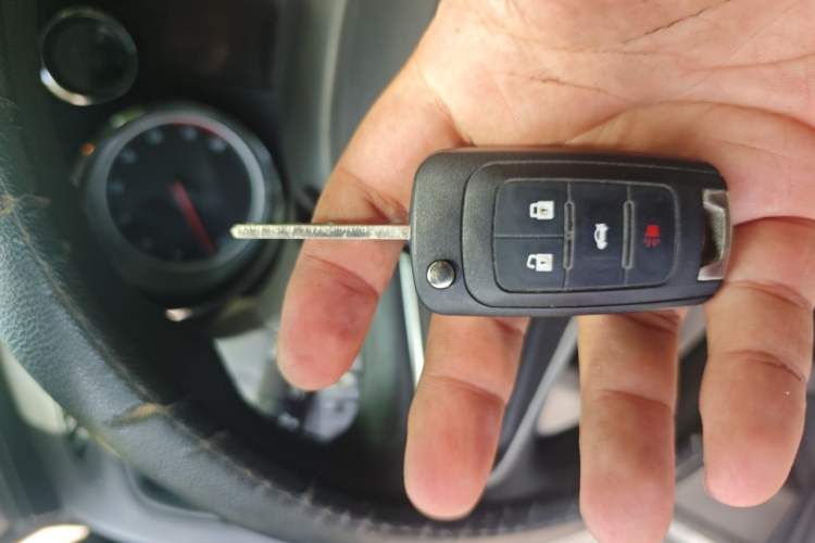 Used Buick Regal 2015 1.6T Leading Technology Model Vehicle Key