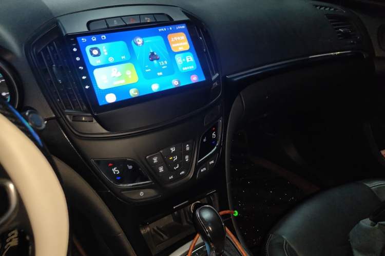 Used Buick Regal 2015 1.6T Elite Tech Model Audio And AC Panel