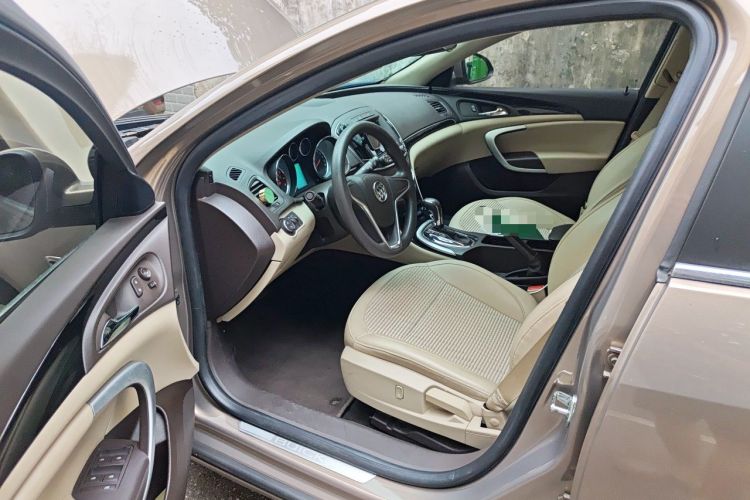 Used Buick Regal 2015 2.0L Leading Fashion Edition Driver Seat