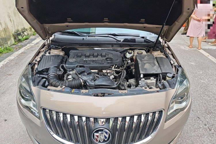 Used Buick Regal 2015 2.0L Leading Fashion Edition Engine Bay