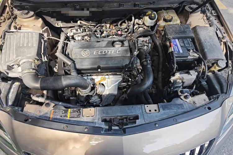 Used Buick Regal 2015 1.6T Leading Technology Model Engine Bay
