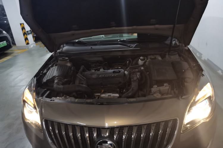 Used Buick Regal 2015 1.6T Elite Tech Model Engine Bay