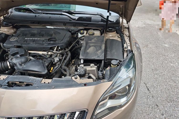 Used Buick Regal 2015 2.0L Leading Fashion Edition Engine Bay Left
