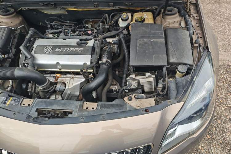 Used Buick Regal 2015 1.6T Leading Technology Model Engine Bay Left