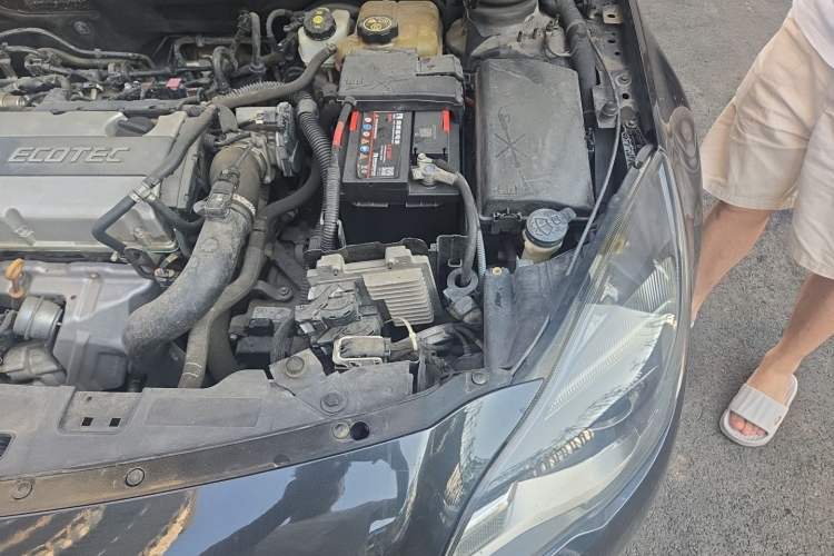 Used Buick Regal 2015 1.6T Leading Technology Model Engine Bay Left
