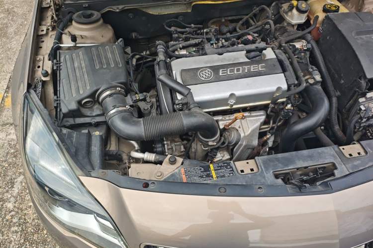 Used Buick Regal 2015 1.6T Leading Technology Model Engine Bay Right