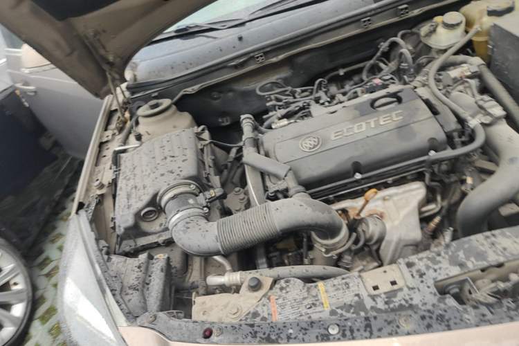 Used Buick Regal 2015 1.6T Leading Technology Model Engine Bay Right