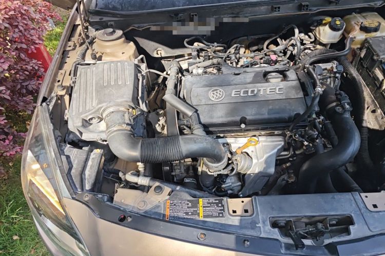 Used Buick Regal 2015 1.6T Leading Technology Model Engine Bay Right