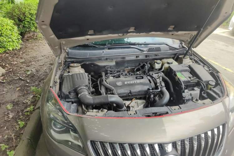 Used Buick Regal 2015 1.6T Leading Technology Model Engine Bay Right