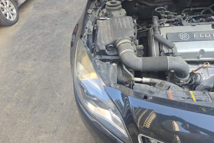Used Buick Regal 2015 1.6T Leading Technology Model Engine Bay Right