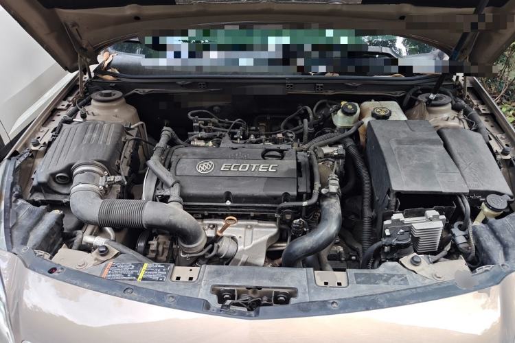 Used Buick Regal 2015 1.6T Leading Technology Model Engine Bay
