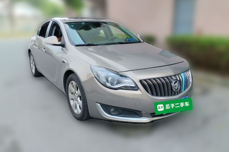 Used Buick Regal 2015 1.6T Elite Tech Model Front Right 45 Deg