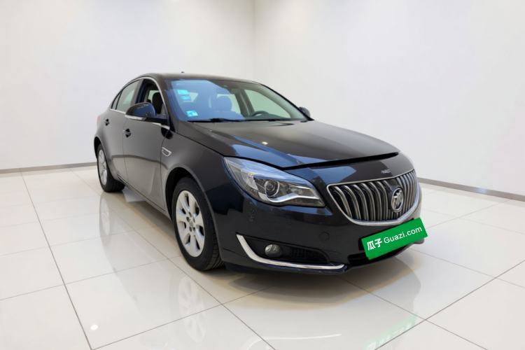 Used Buick Regal 2015 1.6T Leading Technology Model Front Right 45 Deg