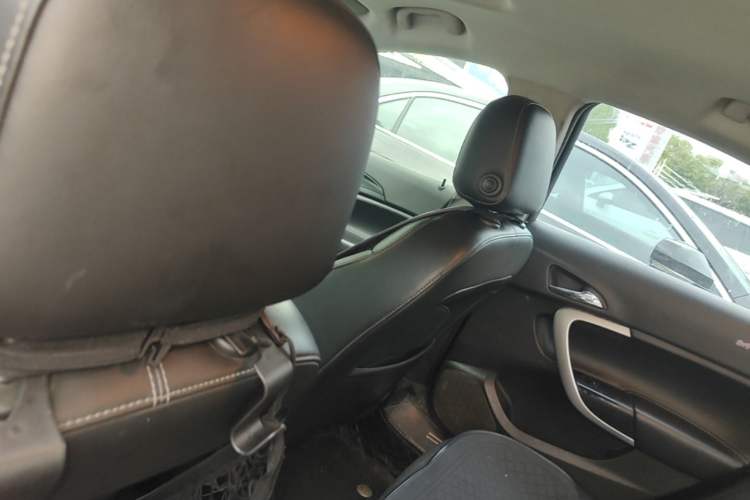 Used Buick Regal 2015 1.6T Leading Technology Model Headliner