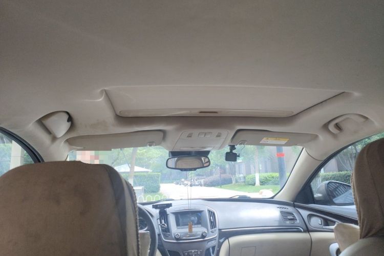 Used Buick Regal 2015 2.0L Elite Fashion Edition Headliner