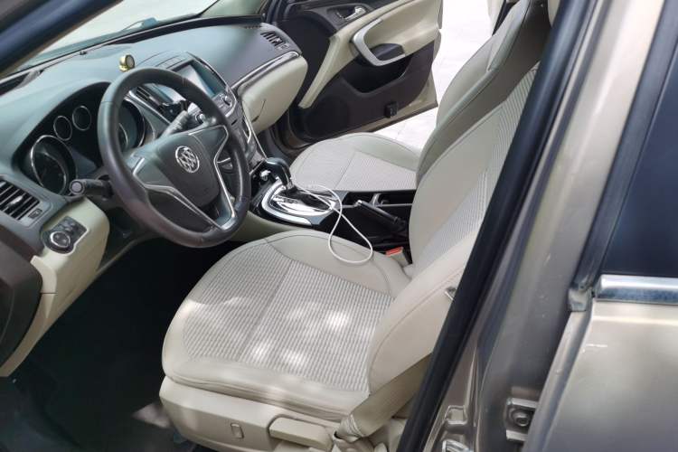 Used Buick Regal 2015 2.0L Leading Fashion Edition Left Front Seat