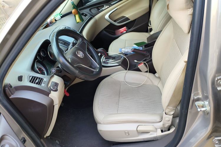 Used Buick Regal 2015 2.0L Leading Fashion Edition Left Front Seat