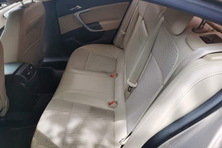 Used Buick Regal 2015 2.0L Leading Fashion Edition Left Rear Seat
