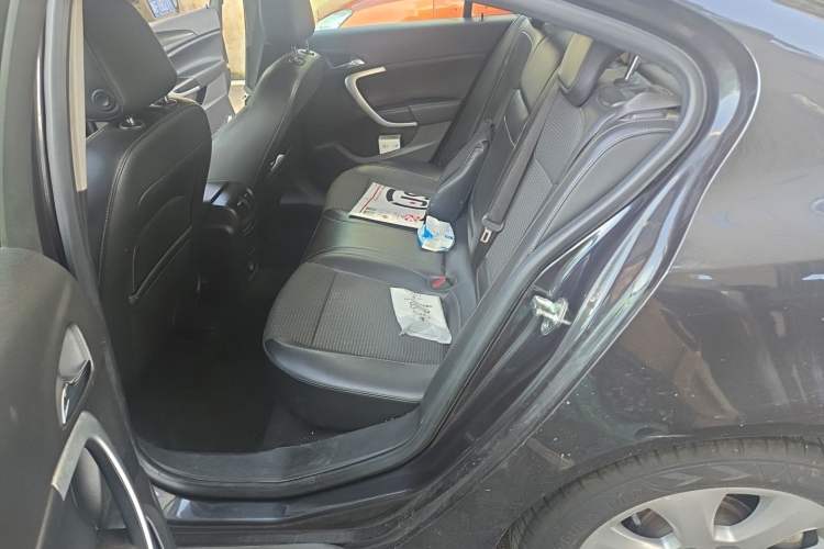 Used Buick Regal 2015 1.6T Leading Technology Model Left Rear Seat