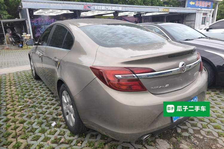 Used Buick Regal 2015 1.6T Leading Technology Model Rear Left 45 Deg