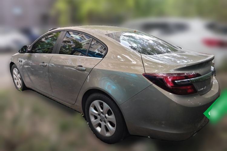 Used Buick Regal 2015 1.6T Leading Technology Model Rear Left 45 Deg