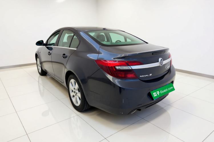 Used Buick Regal 2015 1.6T Leading Technology Model Rear Left 45 Deg