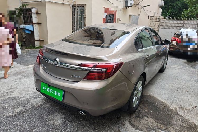 Used Buick Regal 2015 2.0L Leading Fashion Edition Rear Right 45 Deg