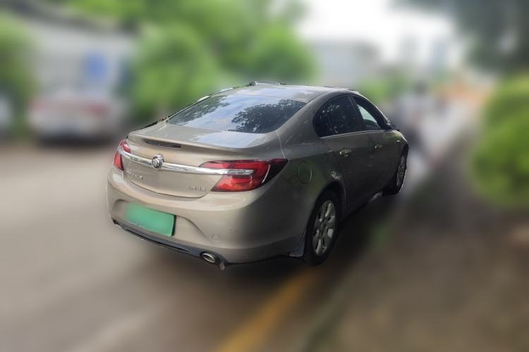 Used Buick Regal 2015 1.6T Leading Technology Model Rear Right 45 Deg