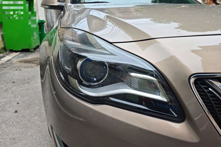 Used Buick Regal 2015 2.0L Leading Fashion Edition Right Front Headlight