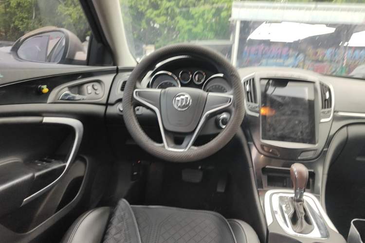 Used Buick Regal 2015 1.6T Leading Technology Model Steering Wheel