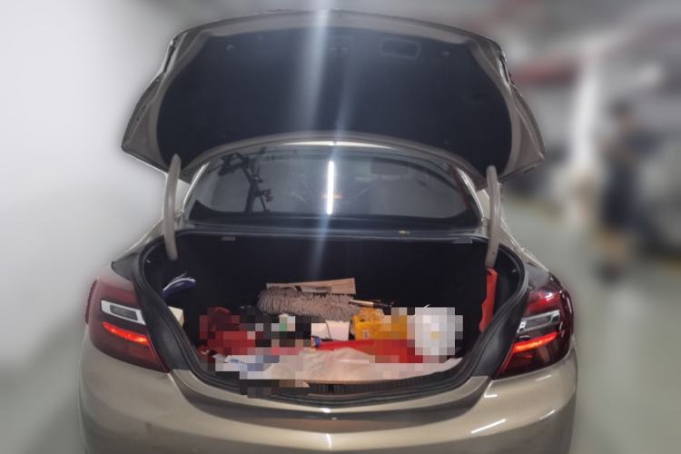Used Buick Regal 2015 1.6T Elite Tech Model Trunk