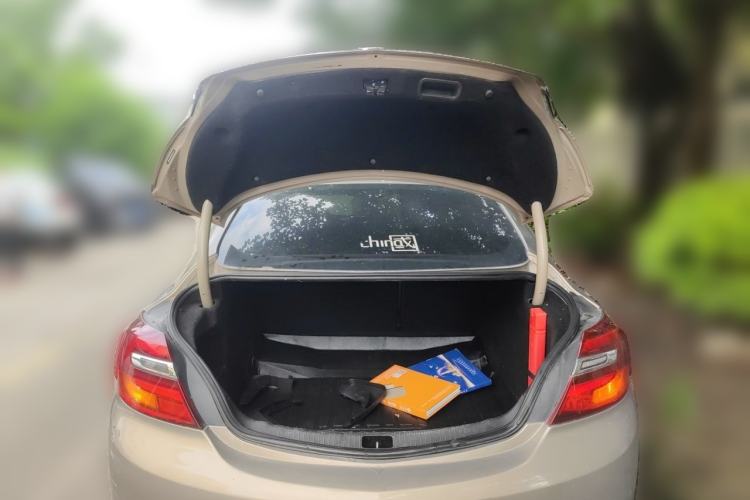 Used Buick Regal 2015 1.6T Leading Technology Model Trunk