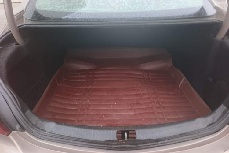 Used Buick Regal 2015 1.6T Elite Tech Model Trunk