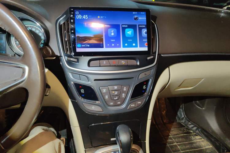Used Buick Regal 2015 2.0L Leading Fashion Edition Audio And AC Panel