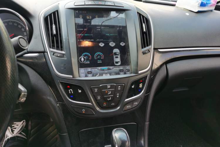 Used Buick Regal 2015 1.6T Fashion Tech Model Audio And AC Panel