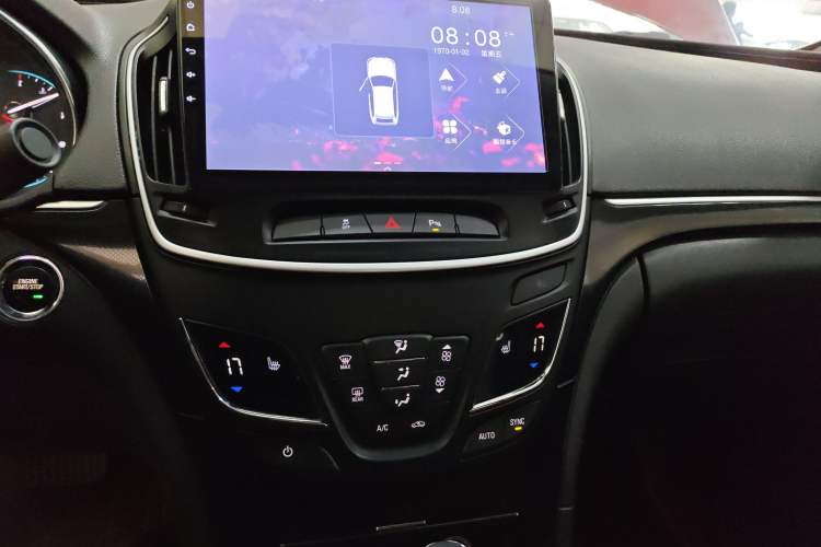 Used Buick Regal 2015 1.6T Elite Tech Model Audio And AC Panel