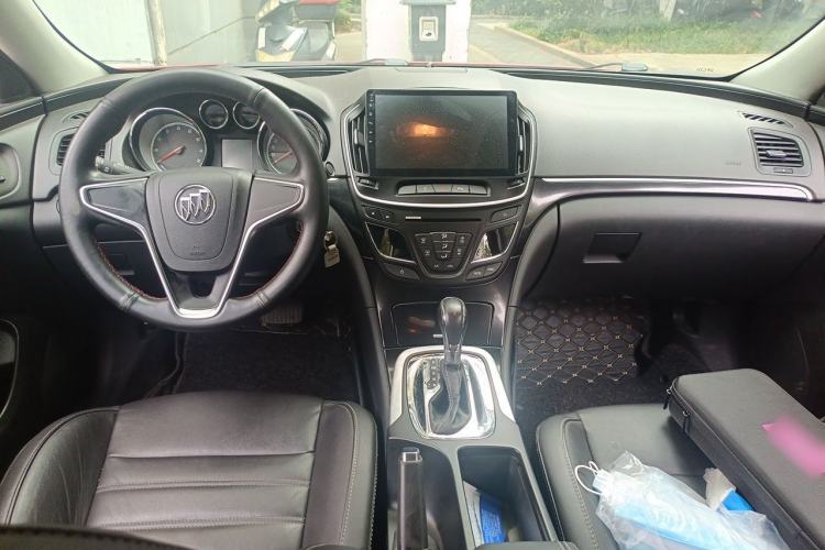 Used Buick Regal 2015 1.6T Fashion Tech Model Center Console