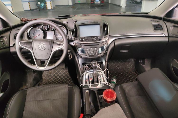 Used Buick Regal 2015 1.6T Leading Technology Model Center Console