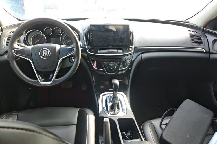 Used Buick Regal 2015 1.6T Leading Technology Model Center Console