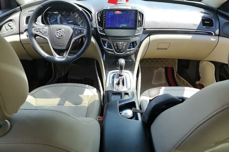 Used Buick Regal 2015 2.0L Elite Fashion Edition Center Console