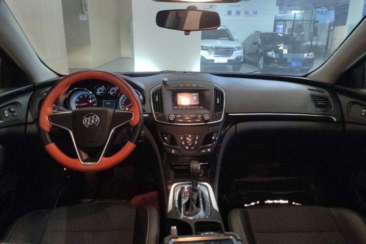 Used Buick Regal 2015 1.6T Leading Technology Model Center Console