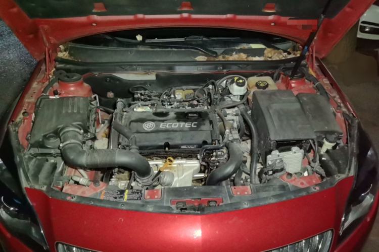 Used Buick Regal 2015 1.6T Elite Tech Model Engine Bay