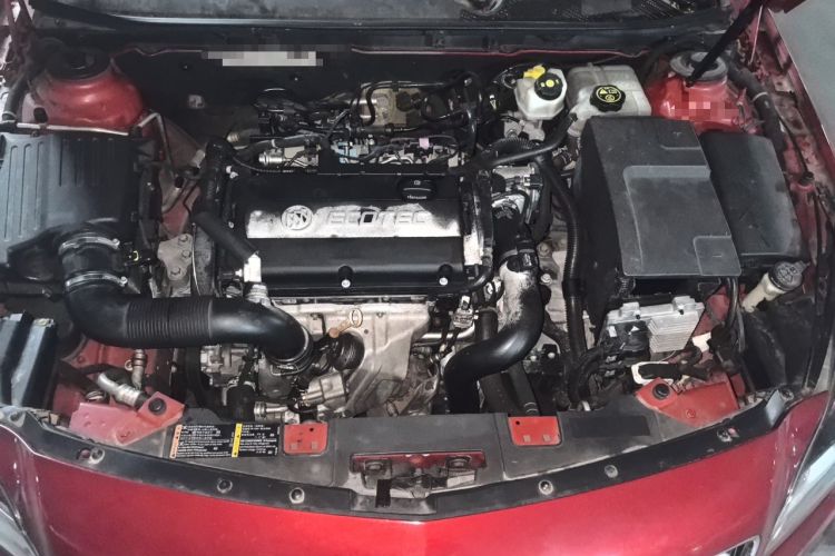 Used Buick Regal 2015 1.6T Elite Tech Model Engine Bay