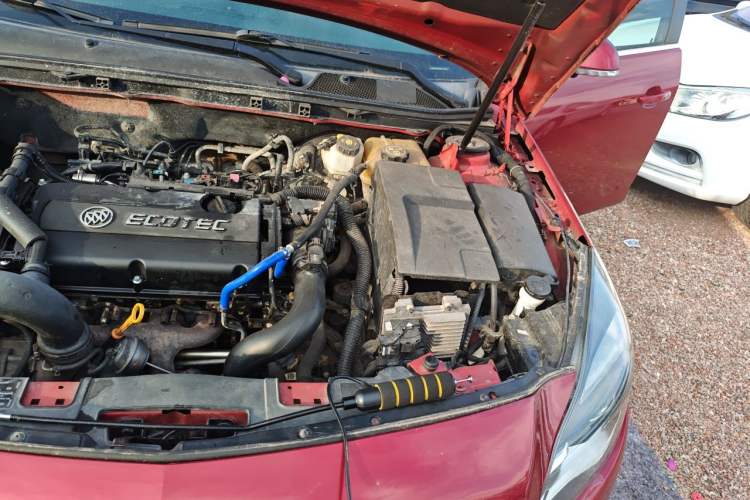 Used Buick Regal 2015 1.6T Leading Technology Model Engine Bay Left