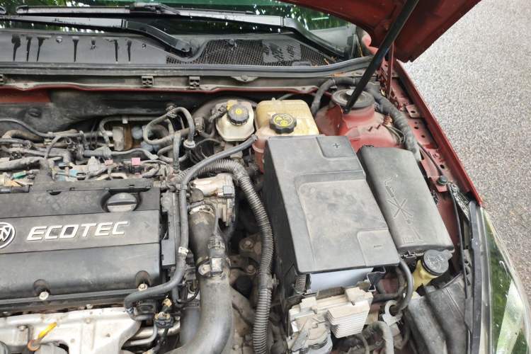 Used Buick Regal 2015 1.6T Leading Technology Model Engine Bay Left