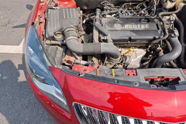 Used Buick Regal 2015 1.6T Leading Technology Model Engine Bay Right