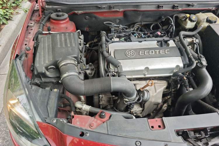 Used Buick Regal 2015 1.6T Fashion Tech Model Engine Bay Right