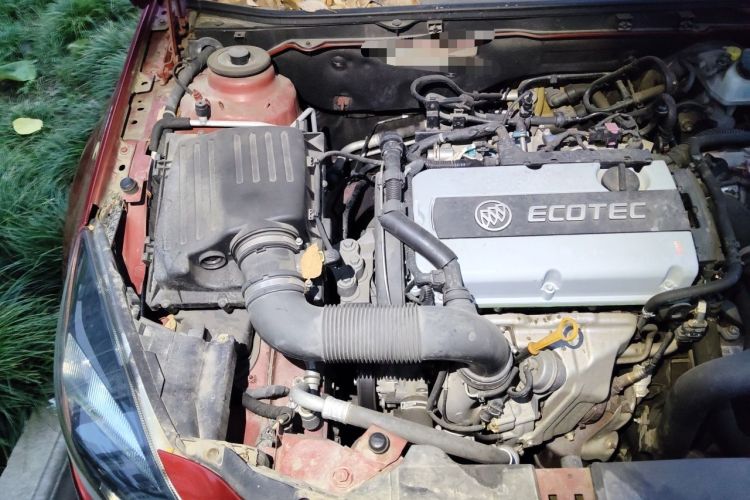 Used Buick Regal 2015 1.6T Elite Tech Model Engine Bay Right